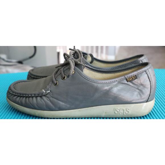 Vintage SAS Gray Leather Wedge Loafers Tassel Moc Toe Slip On Women 7.5 Retro - Picture 2 of 6